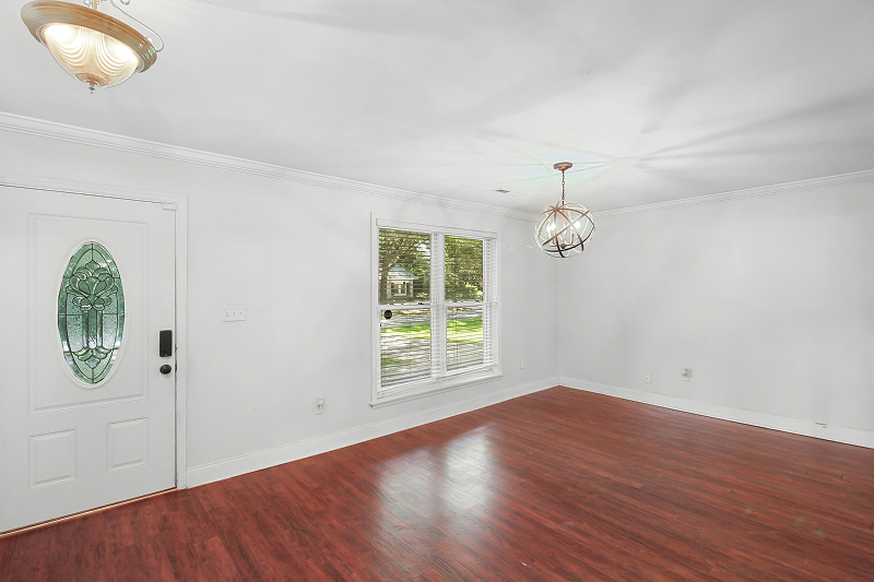 Virtual staging — living room — after